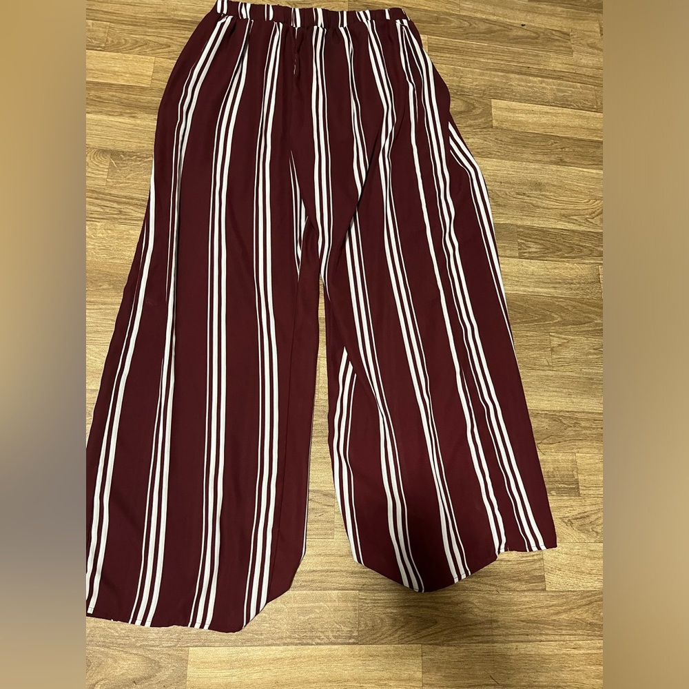 Rue 21 red and white striped pants